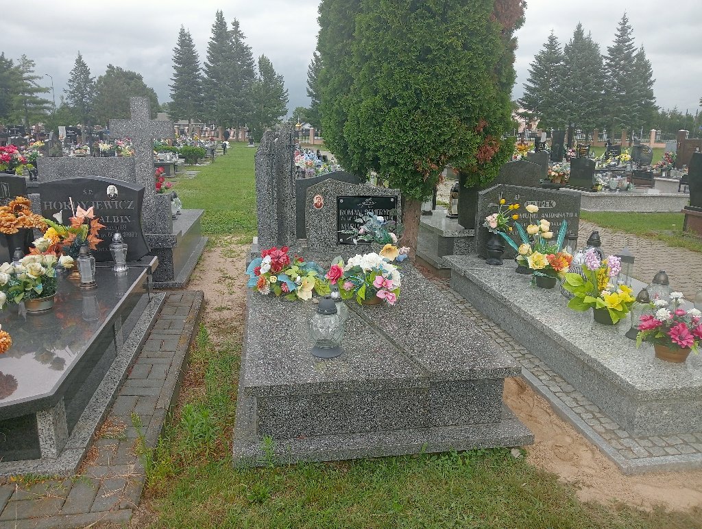 Grób Maria Semeryło